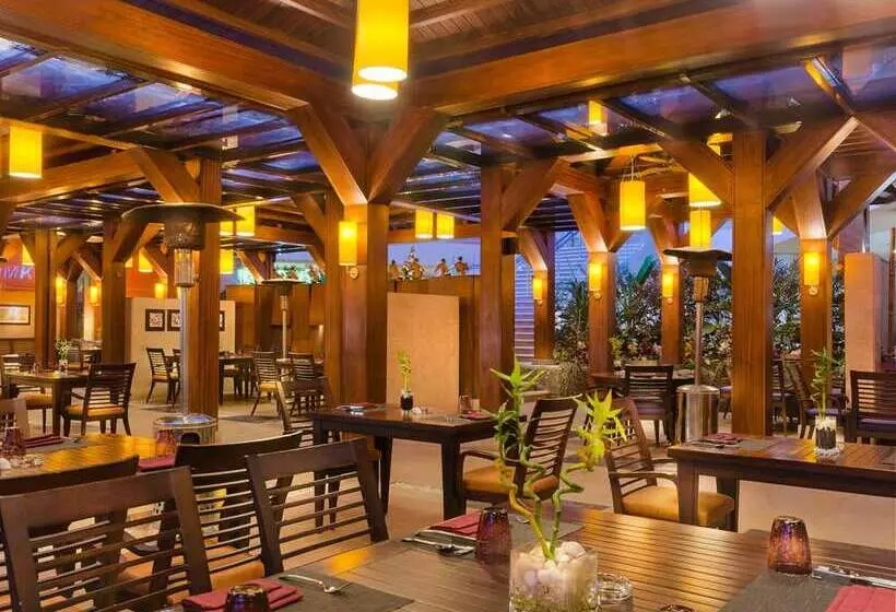 Отель Hilton Alexandria Green Plaza