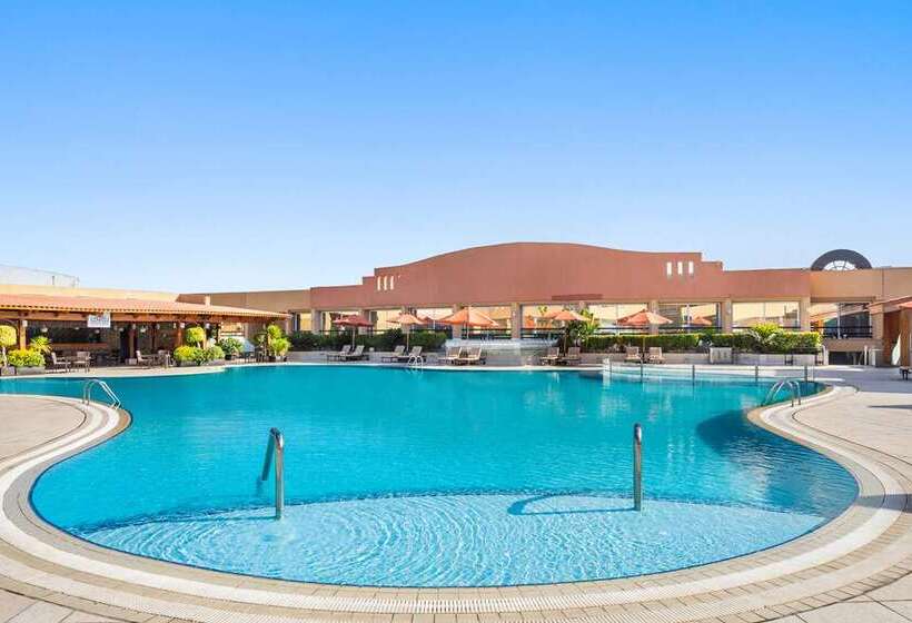 فندق Hilton Alexandria Green Plaza