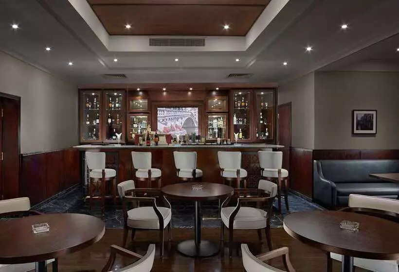 Отель Hilton Alexandria Green Plaza