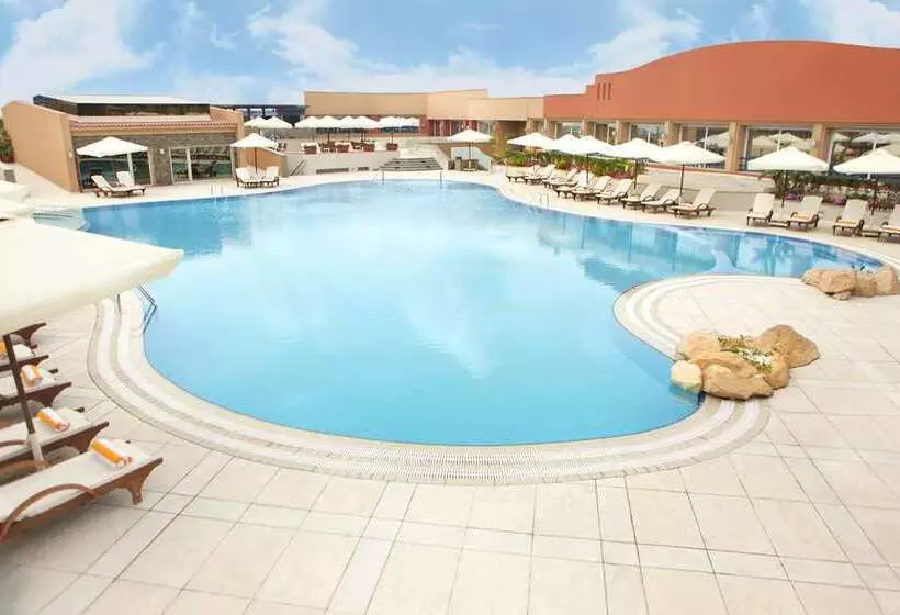 Отель Hilton Alexandria Green Plaza