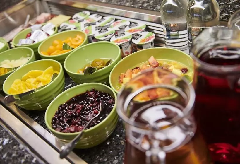 Hotel Holiday Inn Ellesmere Port/cheshire Oaks, An Ihg