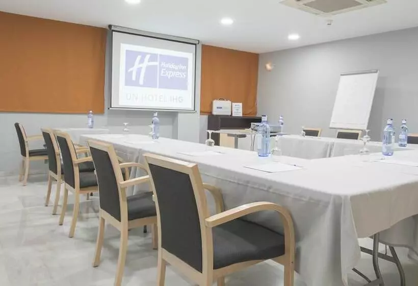 Holiday Inn Express Valencia Bonaire, An Ihg Hotel