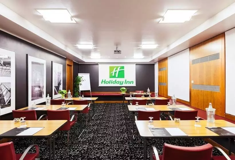 هتل Holiday Inn Milan Garibaldi Station, An Ihg