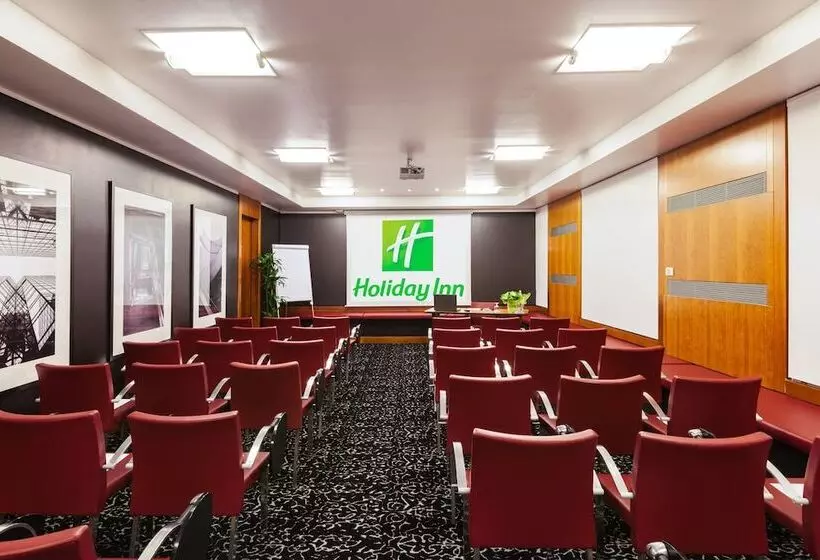 هتل Holiday Inn Milan Garibaldi Station, An Ihg