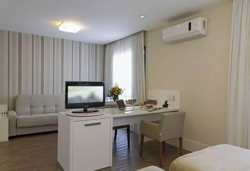 Отель Intercity Praia De Belas