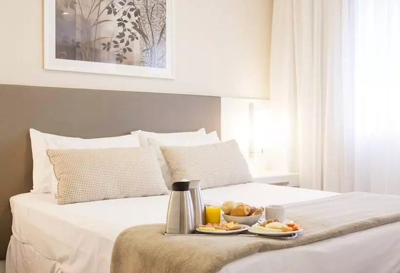 Отель Intercity Praia De Belas