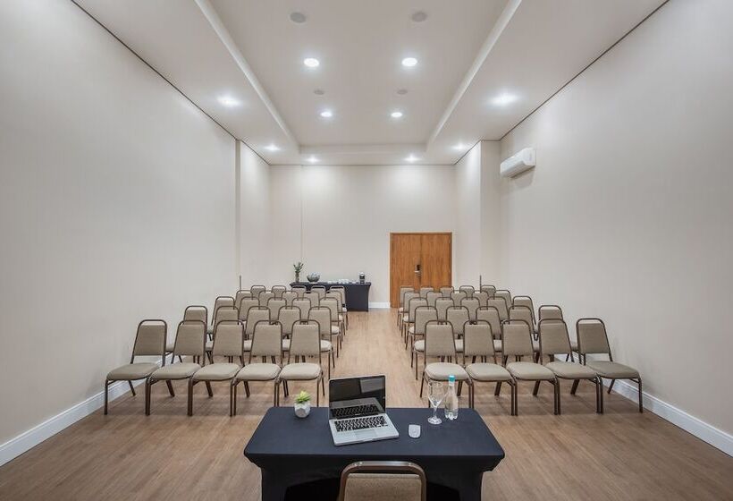 هتل Intercity Praia De Belas