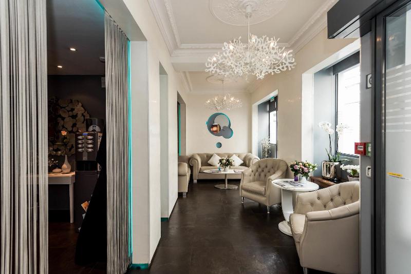 هتل Lumieres Montmartre Paris