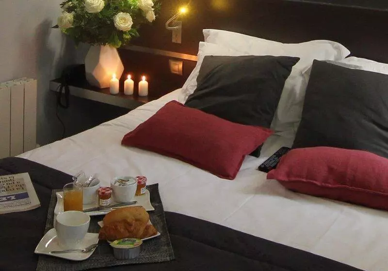 هتل Lumieres Montmartre Paris