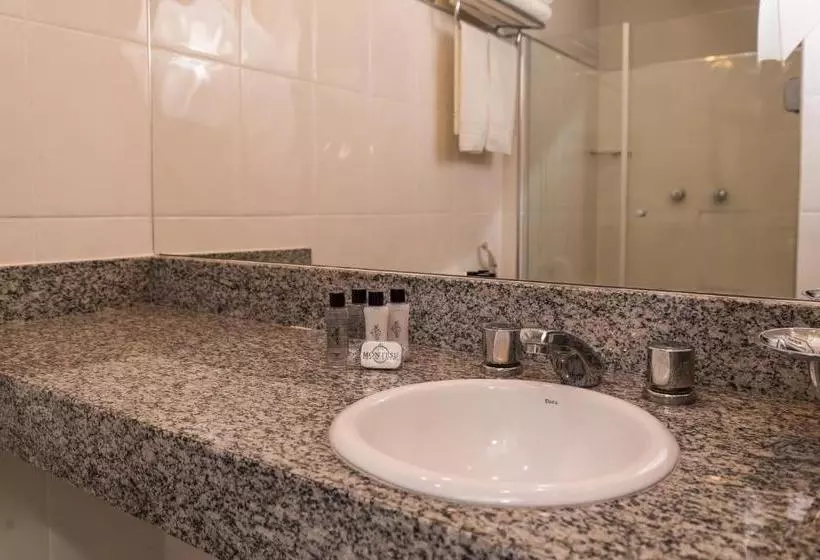 Отель Summit Montese Tower