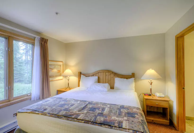 Cahilty Hotel & Suites