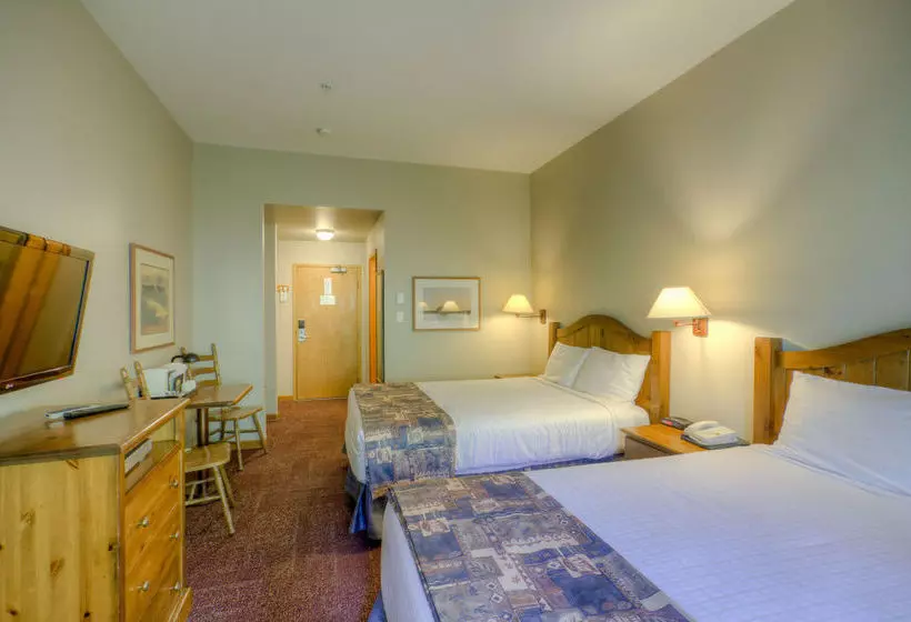 Cahilty Hotel & Suites