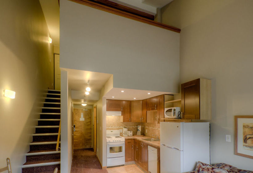 Cahilty Hotel & Suites