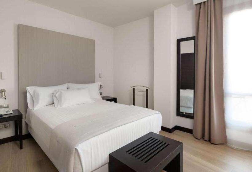 هتل Cartagena puerto