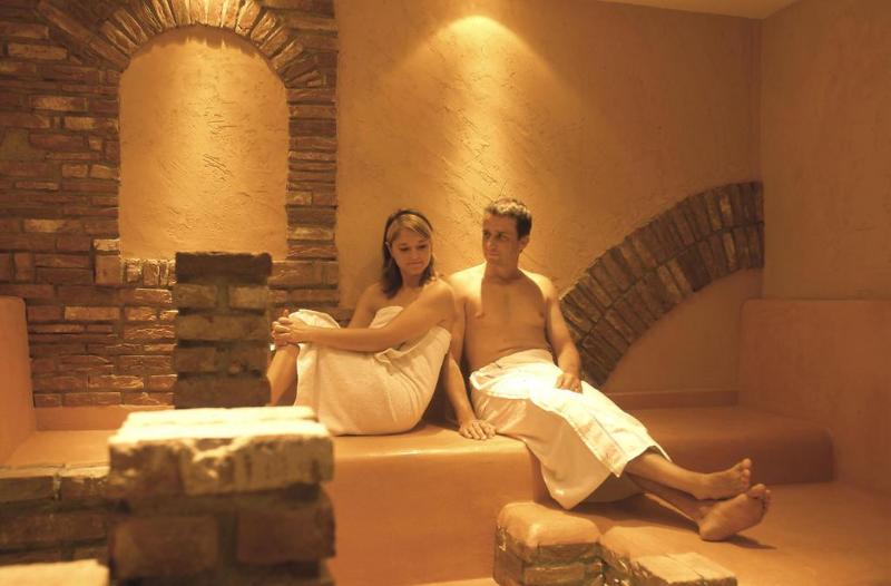 בית מלון כפרי Park Plaza Trier