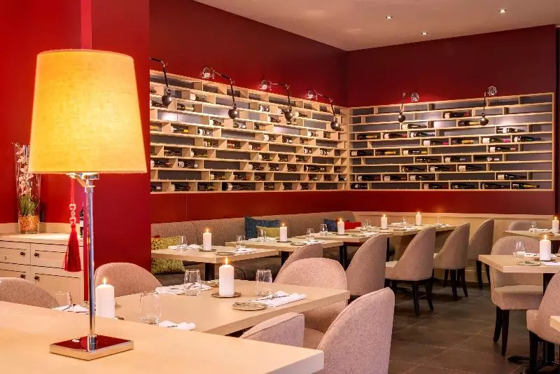 Отель Park Plaza Trier