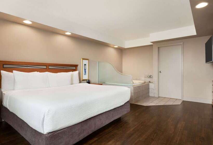 Royal Hotel Calgary, Trademark Collection By Wyndham