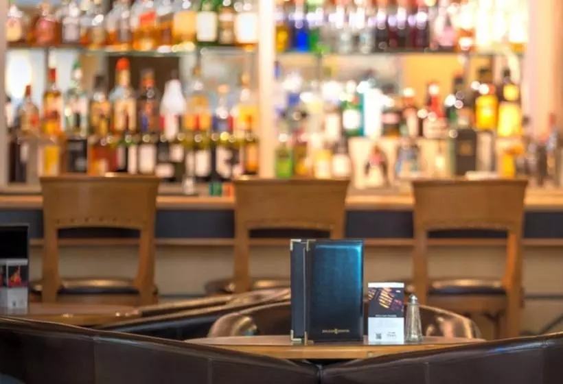 Royal Hotel Calgary, Trademark Collection By Wyndham