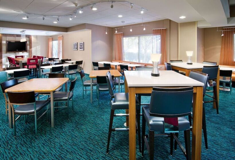 فندق Sonesta Select Seattle Renton Suites