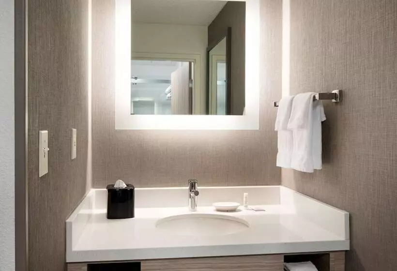 ホテル Sonesta Select Seattle Renton Suites