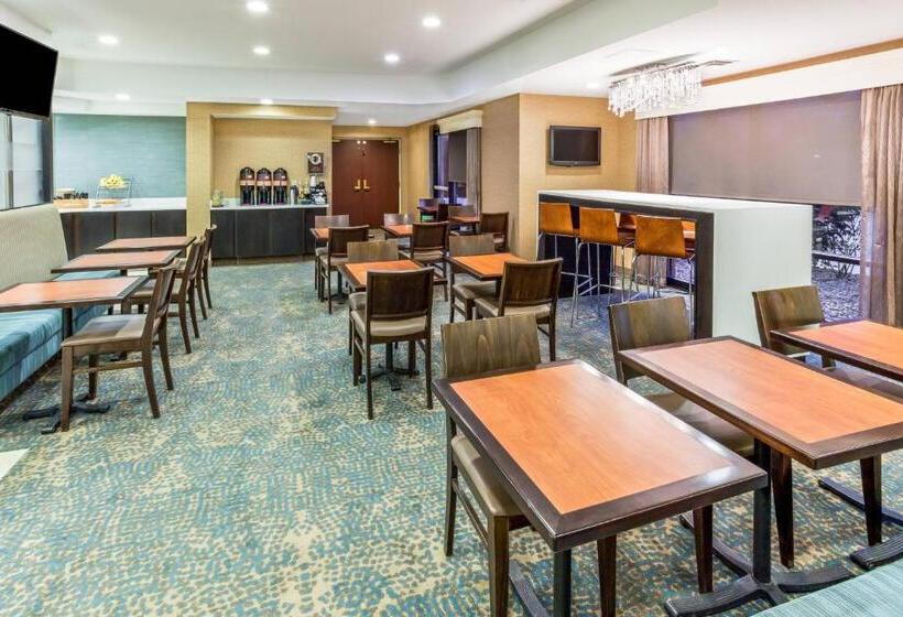 בית מלון כפרי Springhill Suites Minneapolis West St. Louis Park