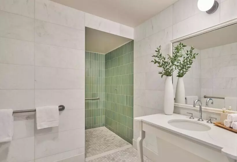 בית מלון כפרי Viceroy Santa Monica