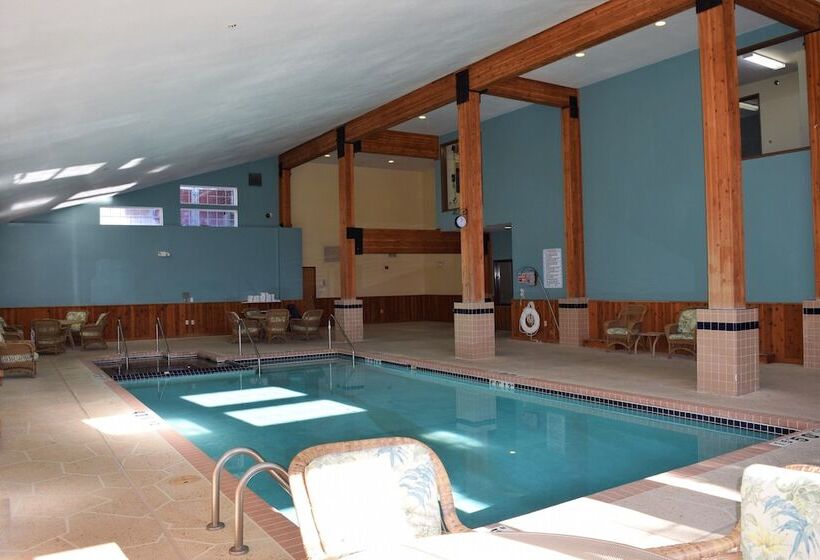 فندق Wyndham Garden Madison Fitchburg