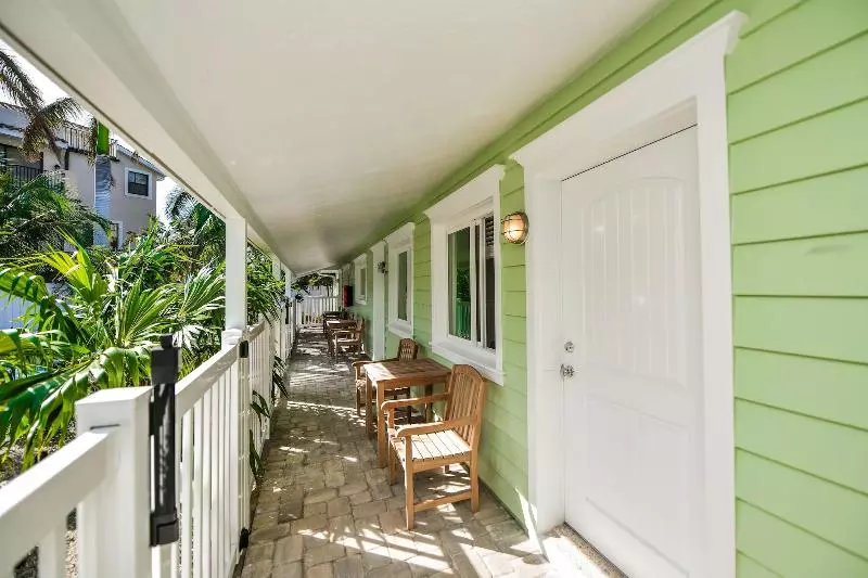 Tropical Breeze Resort