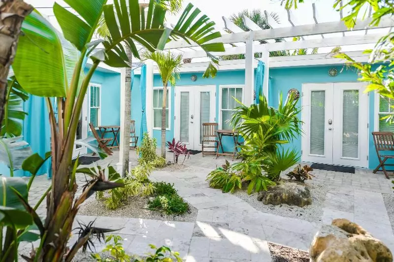 Tropical Breeze Resort