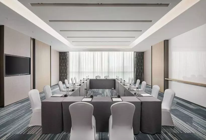 ホテル Courtyard By Marriott Chengdu South
