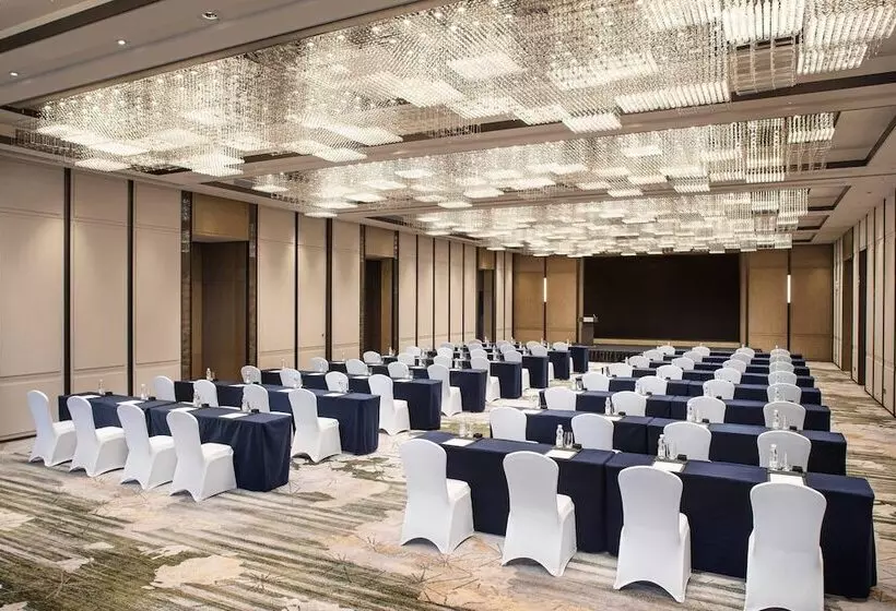 ホテル Courtyard By Marriott Chengdu South