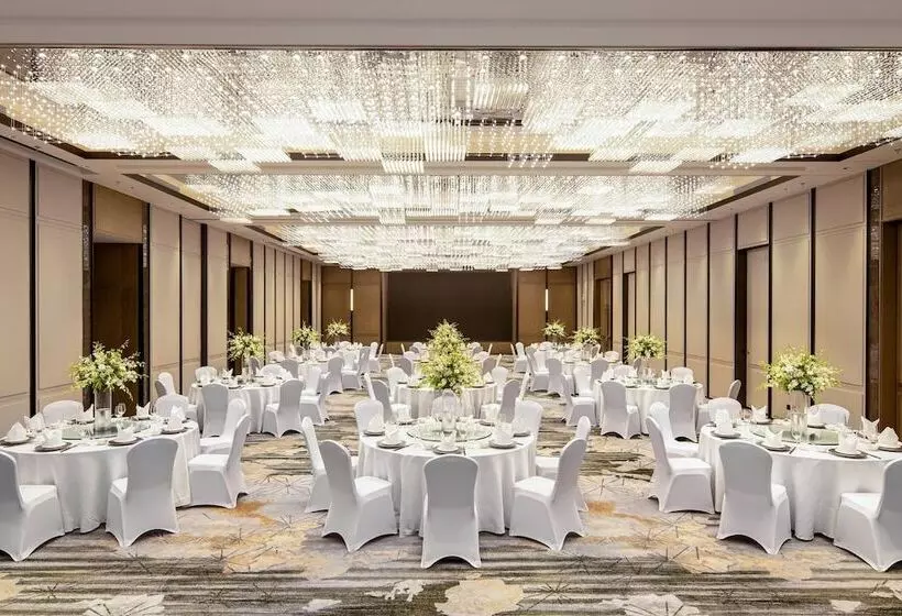 ホテル Courtyard By Marriott Chengdu South