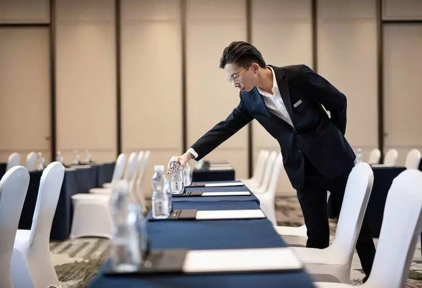ホテル Courtyard By Marriott Chengdu South