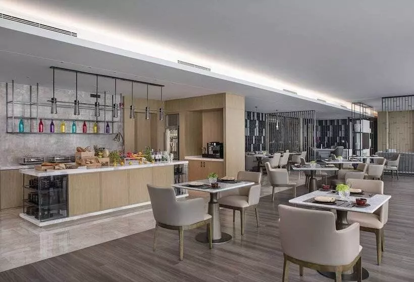 ホテル Courtyard By Marriott Chengdu South