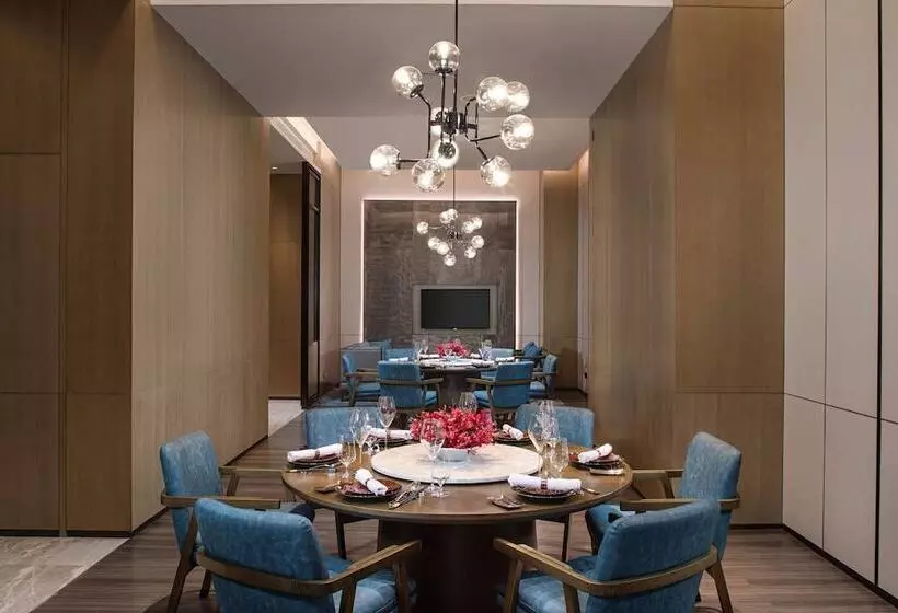 ホテル Courtyard By Marriott Chengdu South