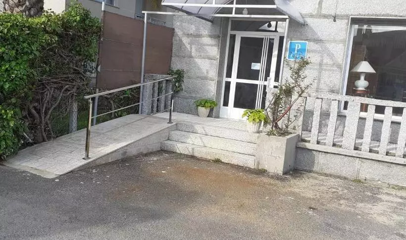 هتل Hostal Entrimeña 2