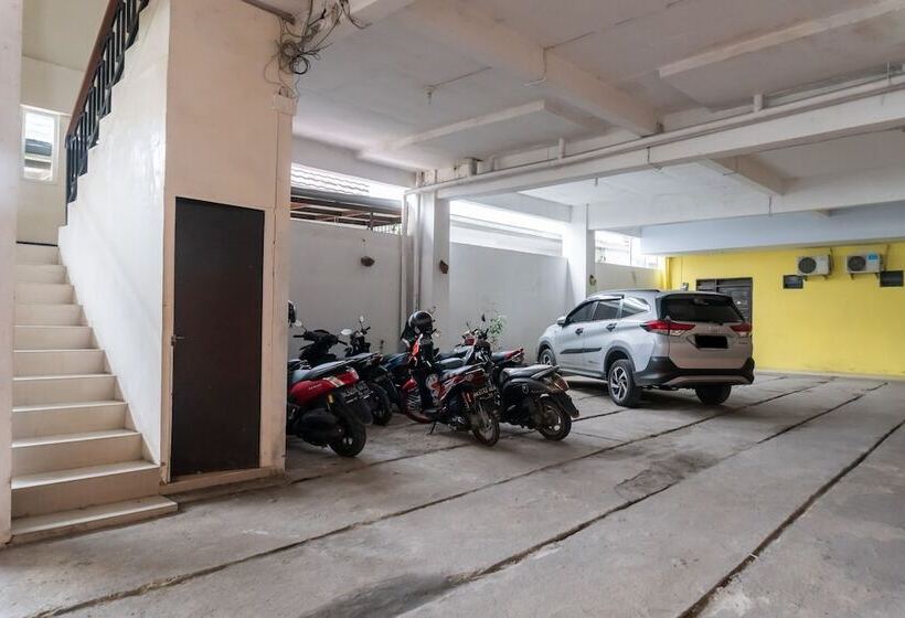 בית מלון כפרי Koolkost Near State Museum Of North Sumatera Medan