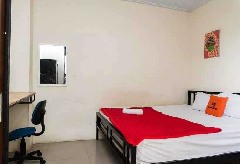 Hotelli Koolkost Near State Museum Of North Sumatera Medan