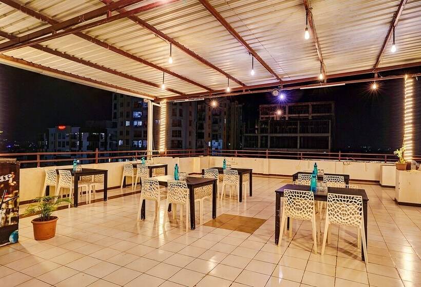 Hotel Naman Paradise