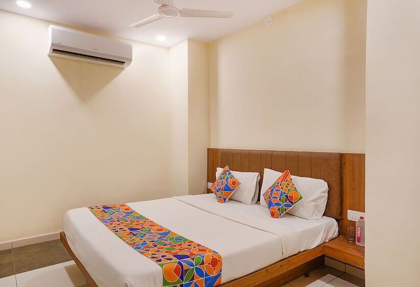 Hotel Naman Paradise