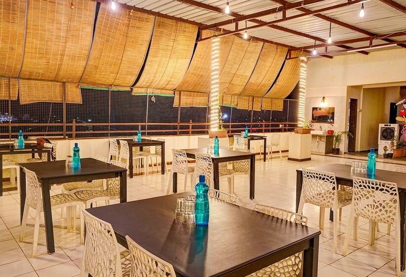 Hotel Naman Paradise