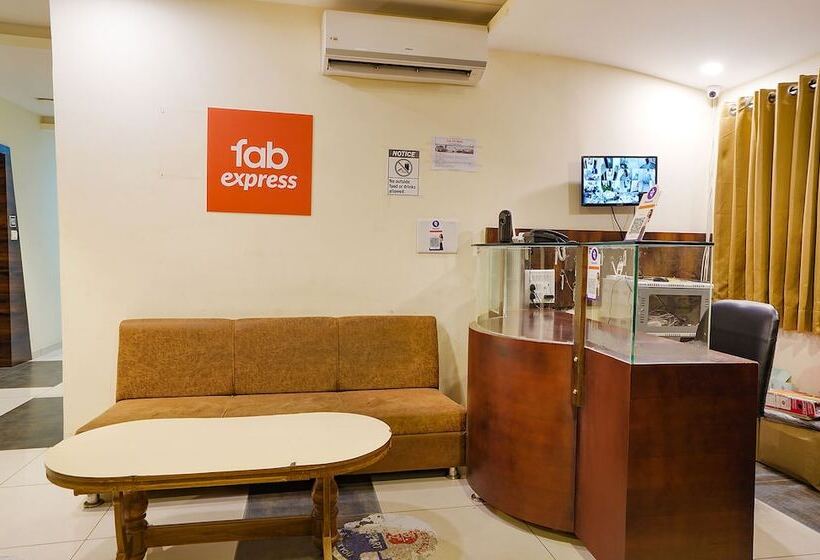 Hotel Naman Paradise