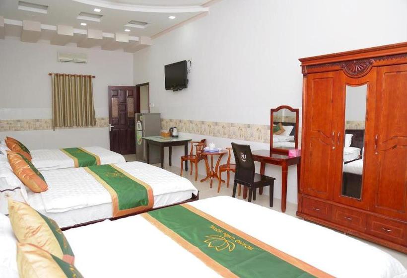 هتل Restaurant Hoang Uyen