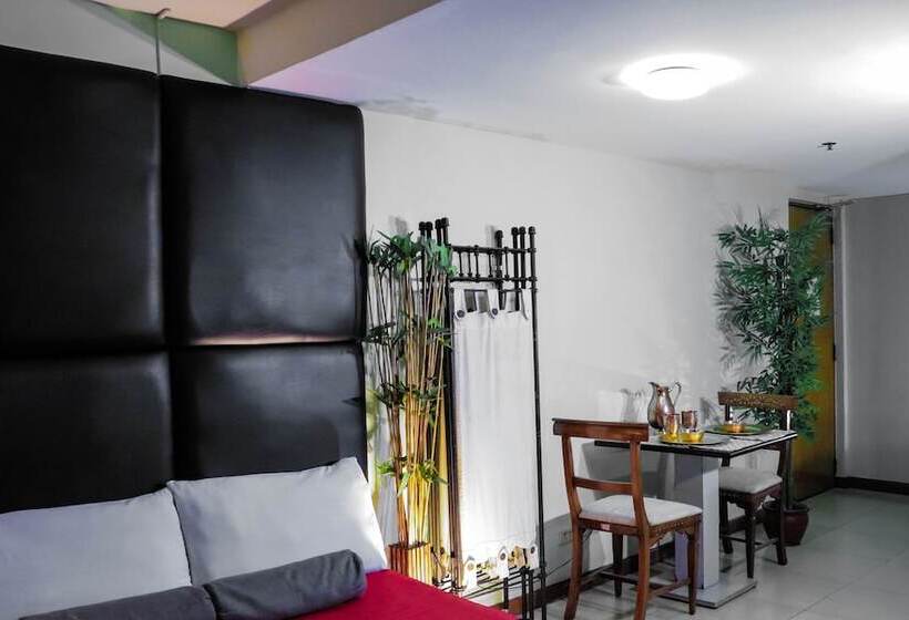 Отель Sprout Rooms