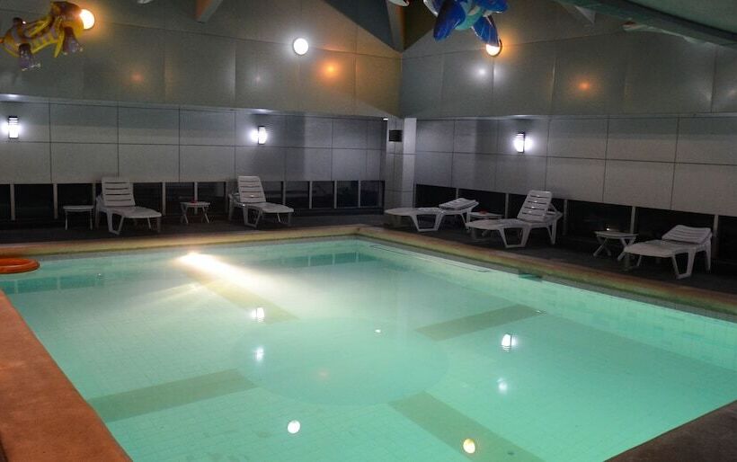 Отель Sprout Rooms