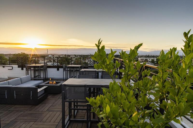 ホテル The Darling