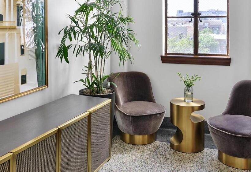 ホテル The Darling