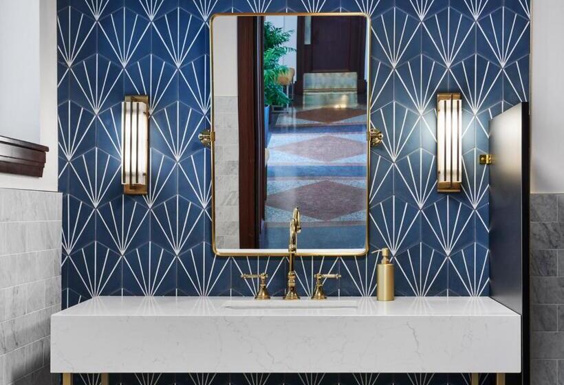 ホテル The Darling