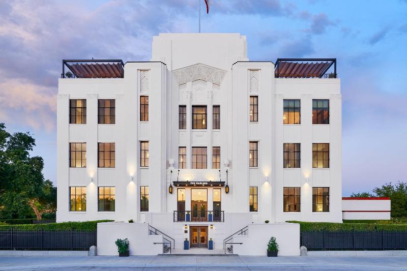 ホテル The Darling