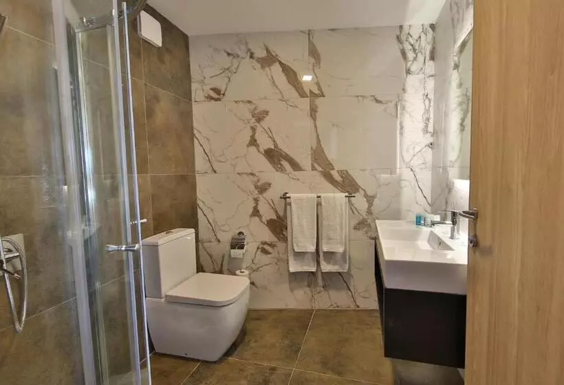 Ivy Hotel   Adults Only